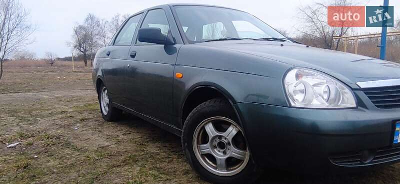 Седан ВАЗ / Lada 2170 Priora 2011 в Павлограде