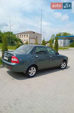 Седан ВАЗ 2170 Priora 2008 в Гусятине