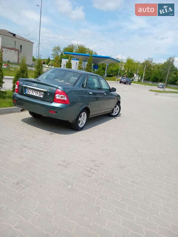 Седан ВАЗ / Lada 2170 Priora 2007 в Гусятине