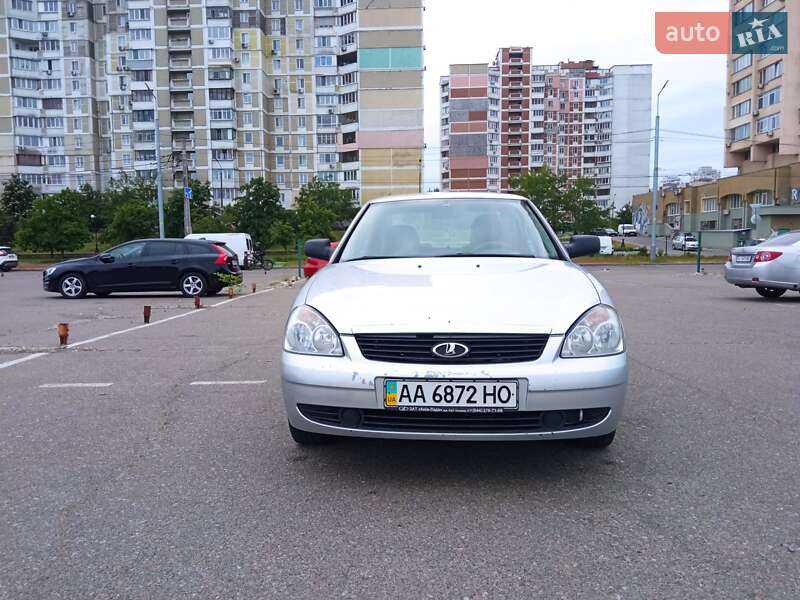 Седан ВАЗ / Lada 2170 Priora 2008 в Киеве