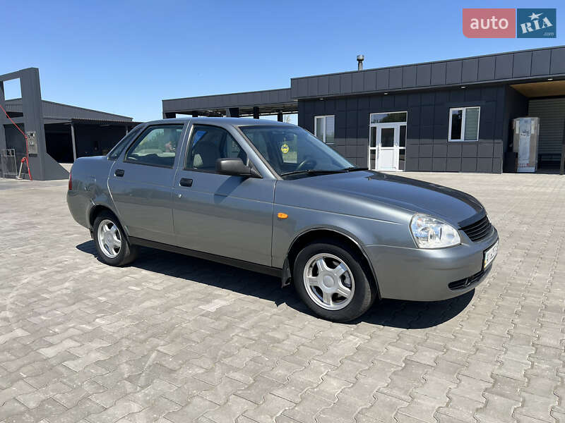 Седан ВАЗ / Lada 2170 Priora 2008 в Врадиевке
