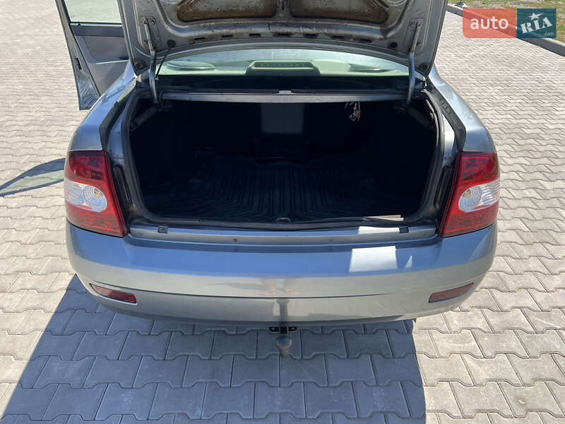 Седан ВАЗ / Lada 2170 Priora 2008 в Врадиевке