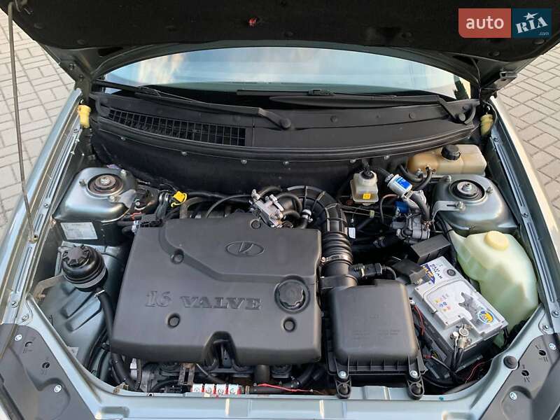 Седан ВАЗ / Lada 2170 Priora 2008 в Прилуках