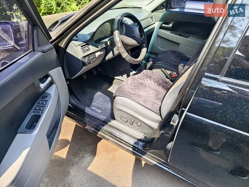 Седан ВАЗ / Lada 2170 Priora 2010 в Кривому Розі