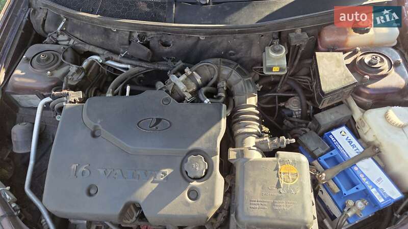 Седан ВАЗ / Lada 2170 Priora 2010 в Кременчуці