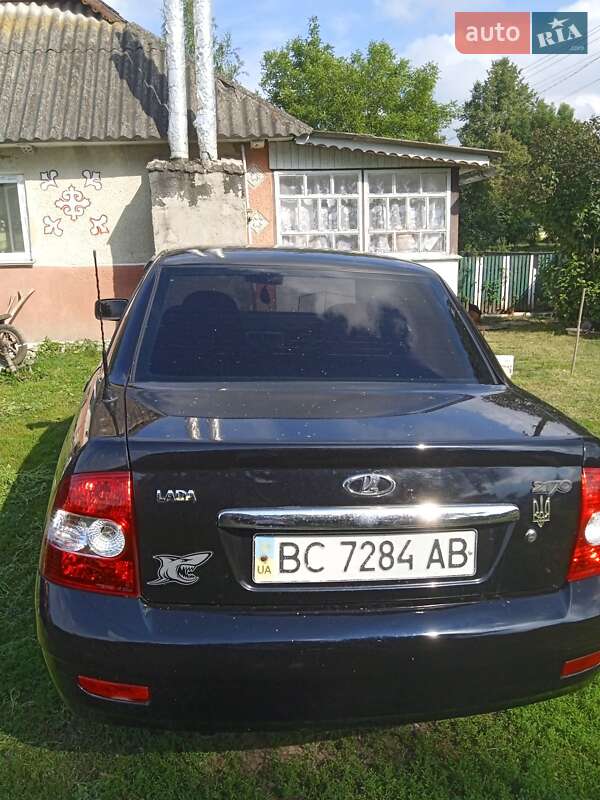 Седан ВАЗ / Lada 2170 Priora 2007 в Белогорье