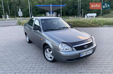 Седан ВАЗ 2170 Priora 2011 в Могилев-Подольске