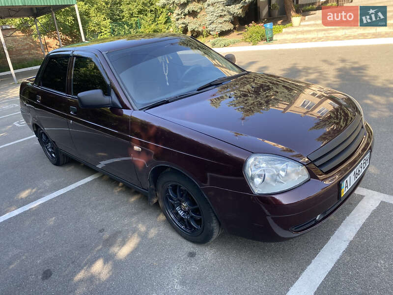 Седан ВАЗ / Lada 2170 Priora 2008 в Вышгороде