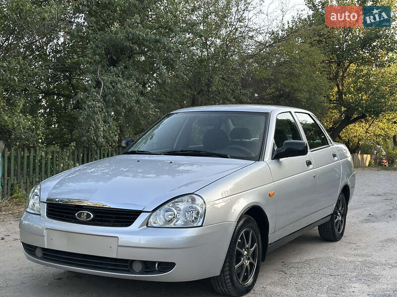 Седан ВАЗ / Lada 2170 Priora 2008 в Запорожье