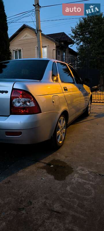 Седан ВАЗ / Lada 2170 Priora 2007 в Чернівцях