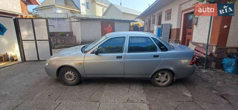 Седан ВАЗ / Lada 2170 Priora 2009 в Толстом фото 2 Седан ВАЗ / Lada 2170 Priora 2009 в Толстом