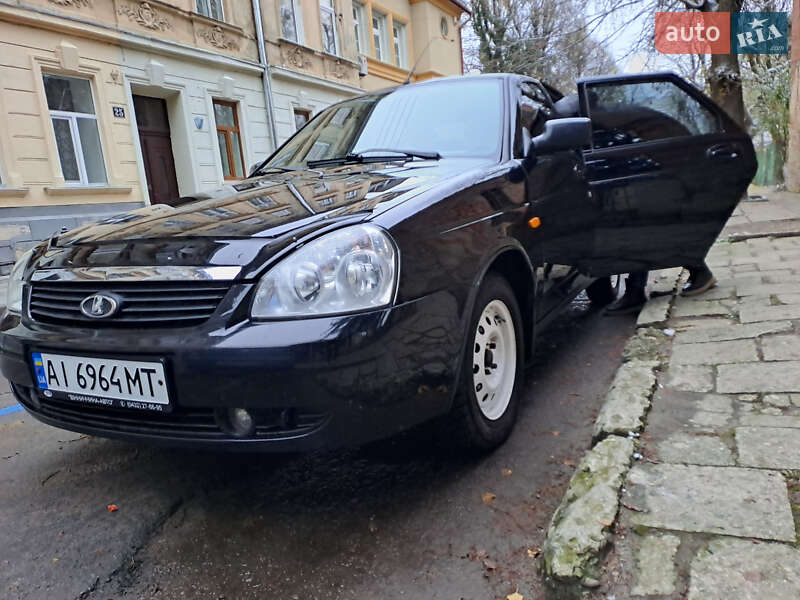 ВАЗ / Lada 2170 Priora 2011