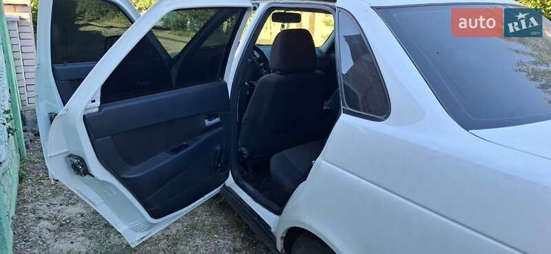 Седан ВАЗ / Lada 2170 Priora 2012 в Краматорске