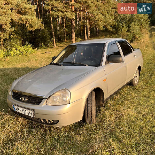 Седан ВАЗ / Lada 2170 Priora 2010 в Литине