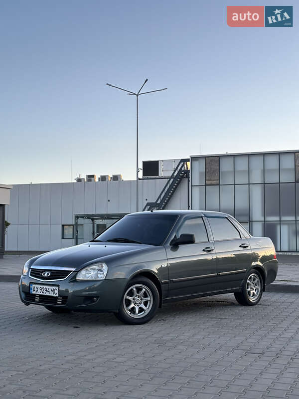 Седан ВАЗ 2170 Priora 2010 в 