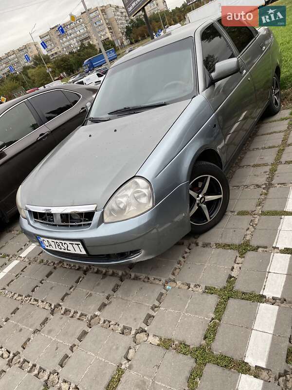 Седан ВАЗ / Lada 2170 Priora 2008 в Крюківщині