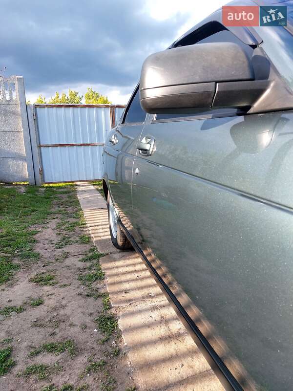 Седан ВАЗ / Lada 2170 Priora 2011 в Прилуках