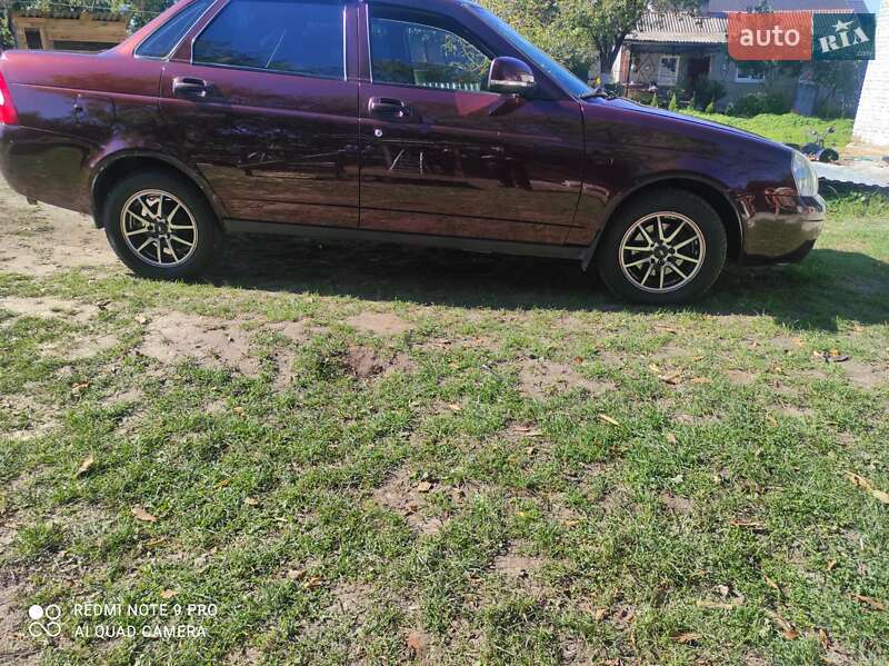 Седан ВАЗ / Lada 2170 Priora 2011 в Львове