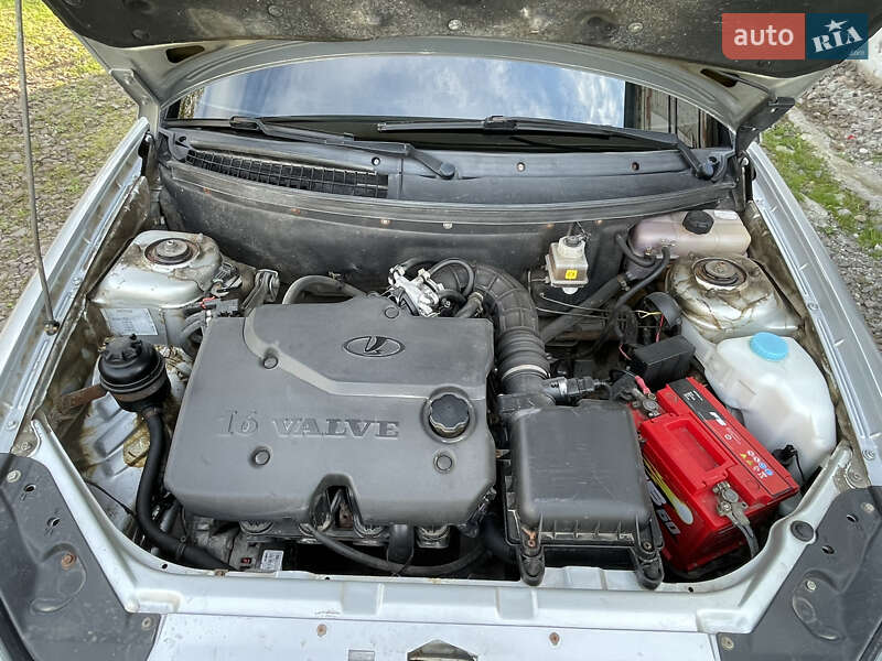 Седан ВАЗ / Lada 2170 Priora 2010 в Львове