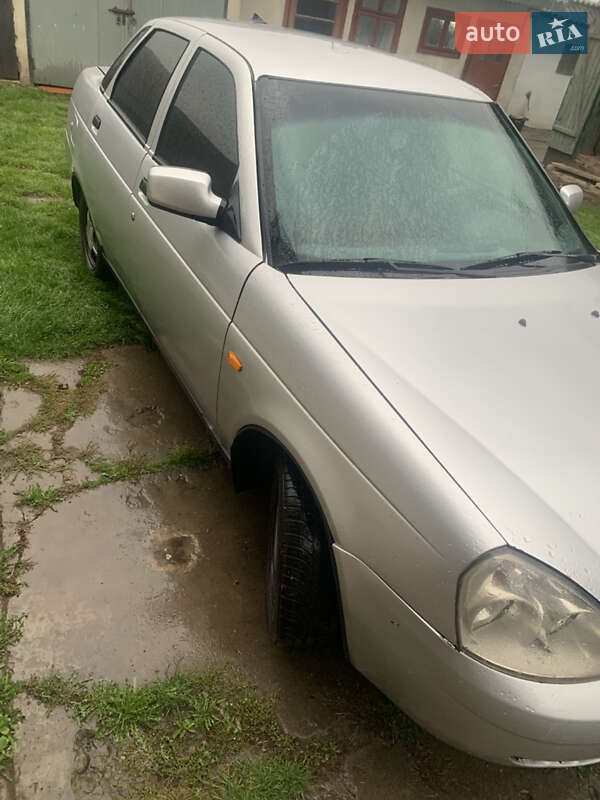 Седан ВАЗ / Lada 2170 Priora 2008 в Черновцах