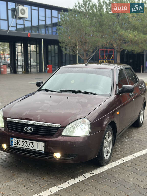 Седан ВАЗ 2170 Priora 2011 в 