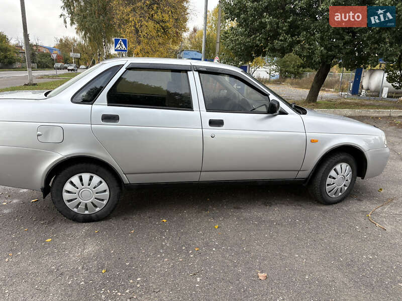 Седан ВАЗ / Lada 2170 Priora 2008 в Лебедине