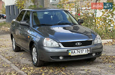 Седан ВАЗ 2170 Priora 2008 в Новом Буге