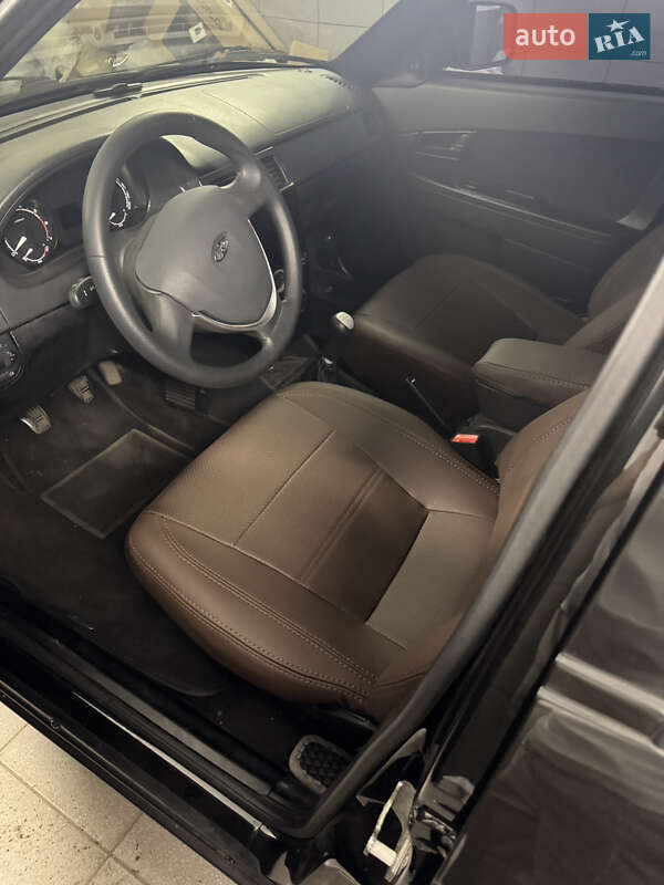 Седан ВАЗ / Lada 2170 Priora 2008 в Дніпрі фото 5 Седан ВАЗ / Lada 2170 Priora 2008 в Дніпрі