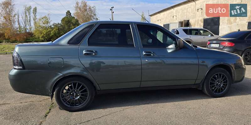 Седан ВАЗ / Lada 2170 Priora 2011 в Николаеве фото 9 Седан ВАЗ / Lada 2170 Priora 2011 в Николаеве