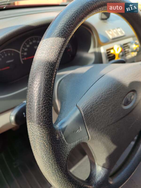 Седан ВАЗ / Lada 2170 Priora 2008 в Ромнах фото 12 Седан ВАЗ / Lada 2170 Priora 2008 в Ромнах