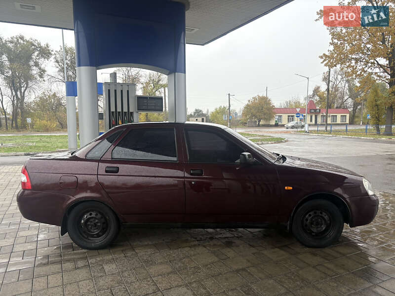 Седан ВАЗ / Lada 2170 Priora 2008 в Кривом Роге