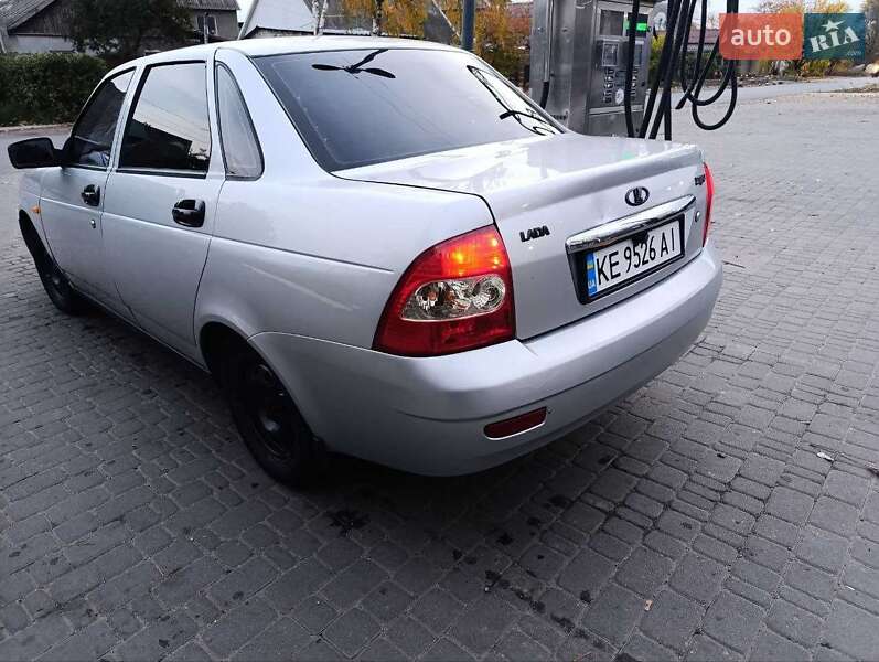 Седан ВАЗ / Lada 2170 Priora 2008 в Синельниково