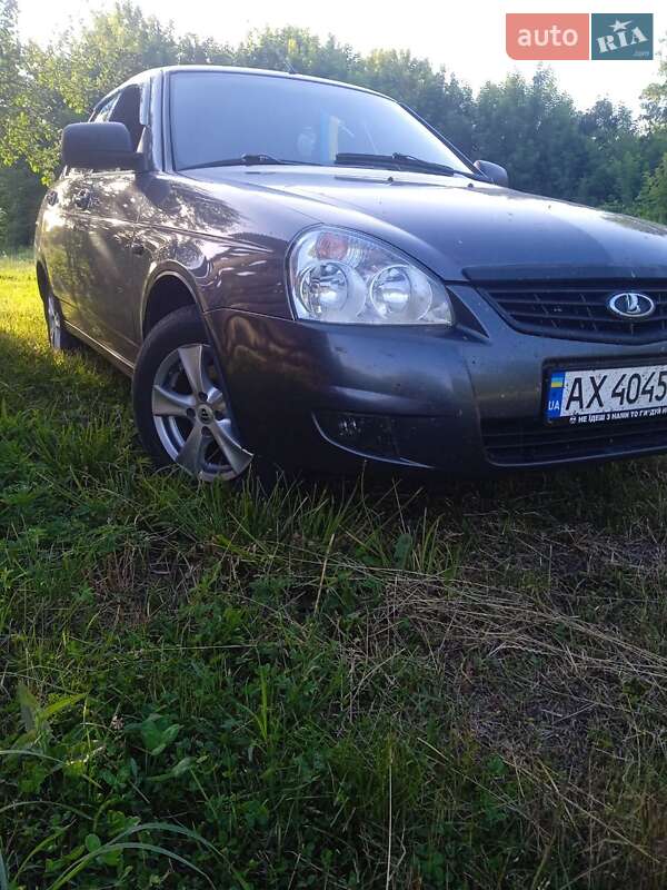 Седан ВАЗ / Lada 2170 Priora 2013 в Карлівці фото 13 Седан ВАЗ / Lada 2170 Priora 2013 в Карлівці
