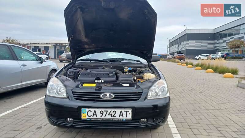 Седан ВАЗ / Lada 2170 Priora 2008 в Гельмязові