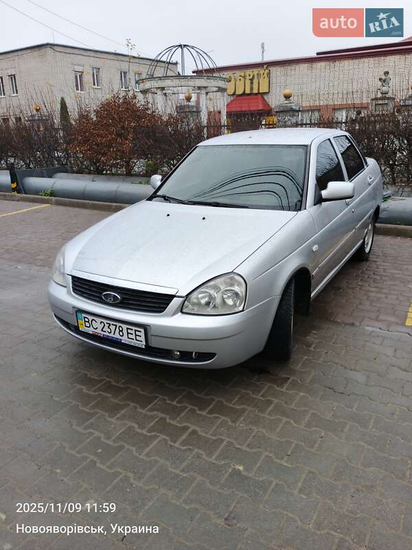 ВАЗ / Lada 2170 Priora 2011