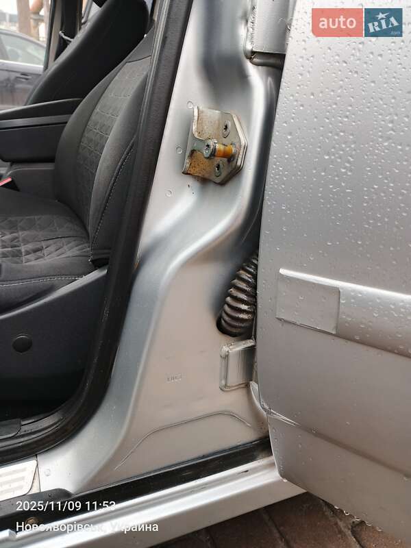 Седан ВАЗ / Lada 2170 Priora 2011 в Львове фото 13 Седан ВАЗ / Lada 2170 Priora 2011 в Львове