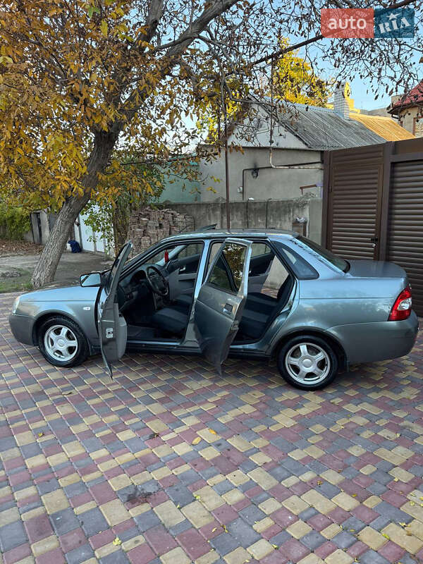Седан ВАЗ / Lada 2170 Priora 2011 в Одесі фото 35 Седан ВАЗ / Lada 2170 Priora 2011 в Одесі