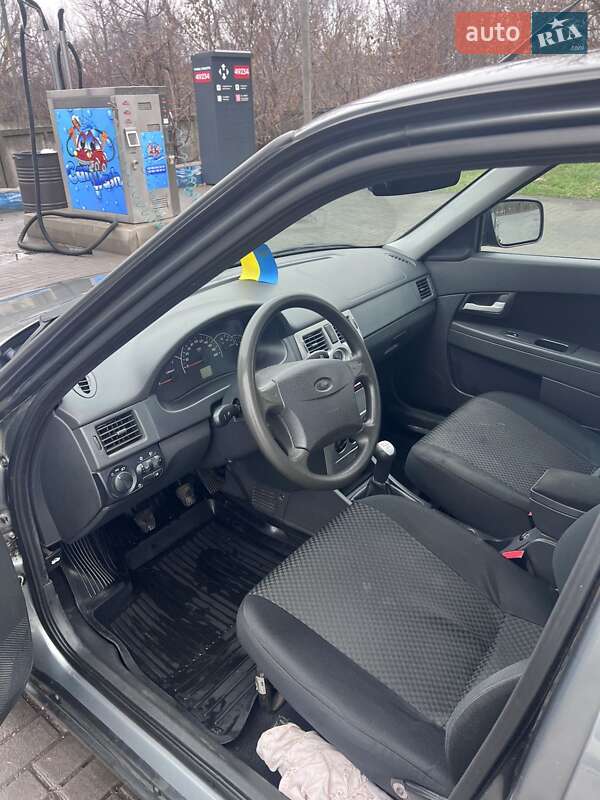 Седан ВАЗ / Lada 2170 Priora 2011 в Охтирці