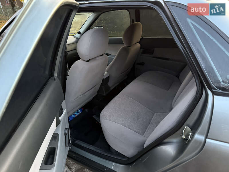 Седан ВАЗ / Lada 2170 Priora 2008 в Первомайську