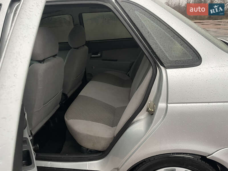 Седан ВАЗ / Lada 2170 Priora 2008 в Прилуках