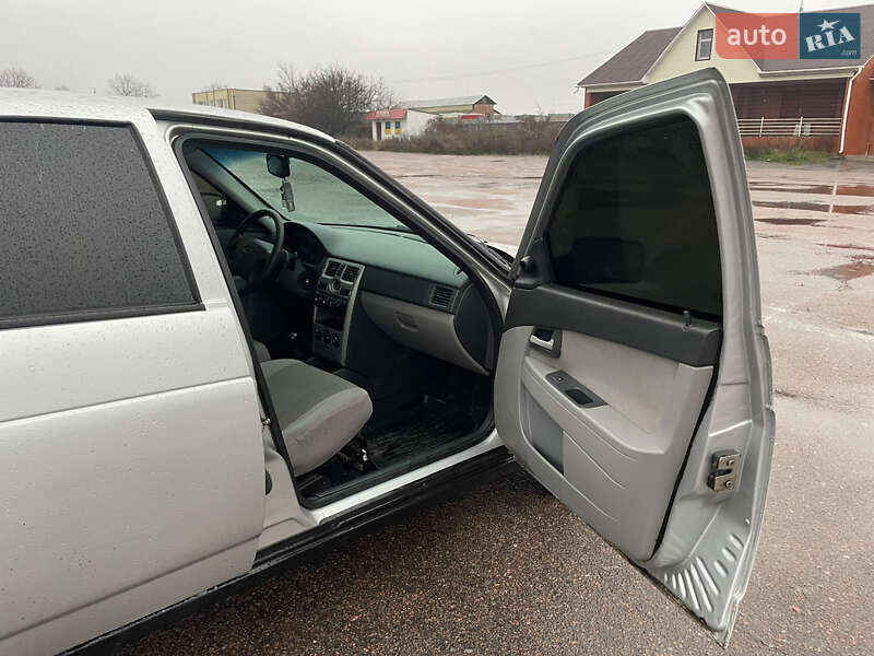 Седан ВАЗ / Lada 2170 Priora 2008 в Прилуках