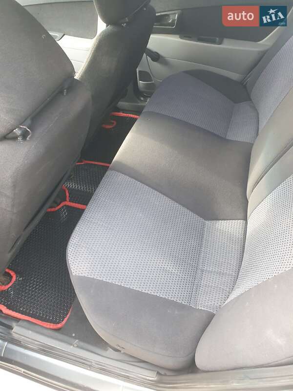 Седан ВАЗ / Lada 2170 Priora 2008 в Кривому Розі фото 6 Седан ВАЗ / Lada 2170 Priora 2008 в Кривому Розі