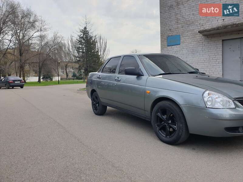 Седан ВАЗ / Lada 2170 Priora 2008 в Кривому Розі фото 3 Седан ВАЗ / Lada 2170 Priora 2008 в Кривому Розі