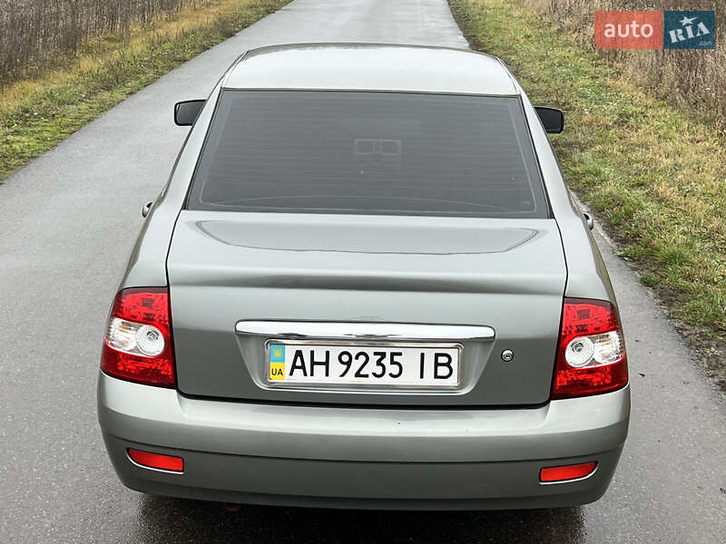 Седан ВАЗ / Lada 2170 Priora 2008 в Прилуках