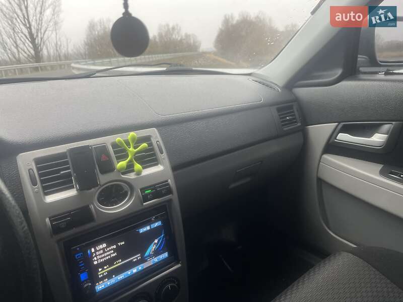 Седан ВАЗ / Lada 2170 Priora 2011 в Балаклії фото 22 Седан ВАЗ / Lada 2170 Priora 2011 в Балаклії