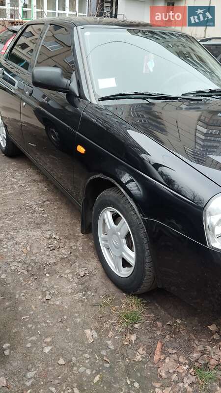 Седан ВАЗ / Lada 2170 Priora 2009 в Белой Церкви фото 3 Седан ВАЗ / Lada 2170 Priora 2009 в Белой Церкви