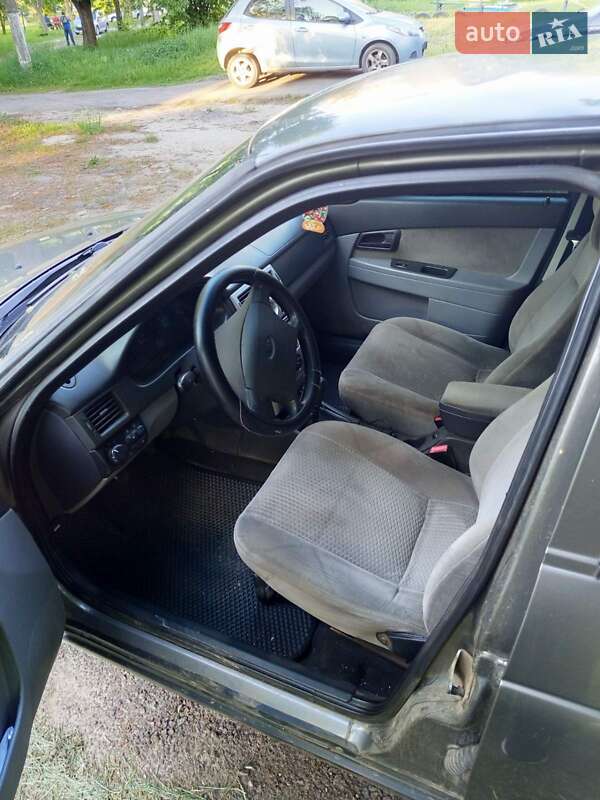 Седан ВАЗ / Lada 2170 Priora 2007 в Нововолинську фото 7 Седан ВАЗ / Lada 2170 Priora 2007 в Нововолинську