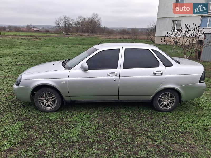 Седан ВАЗ / Lada 2170 Priora 2011 в Черкасах