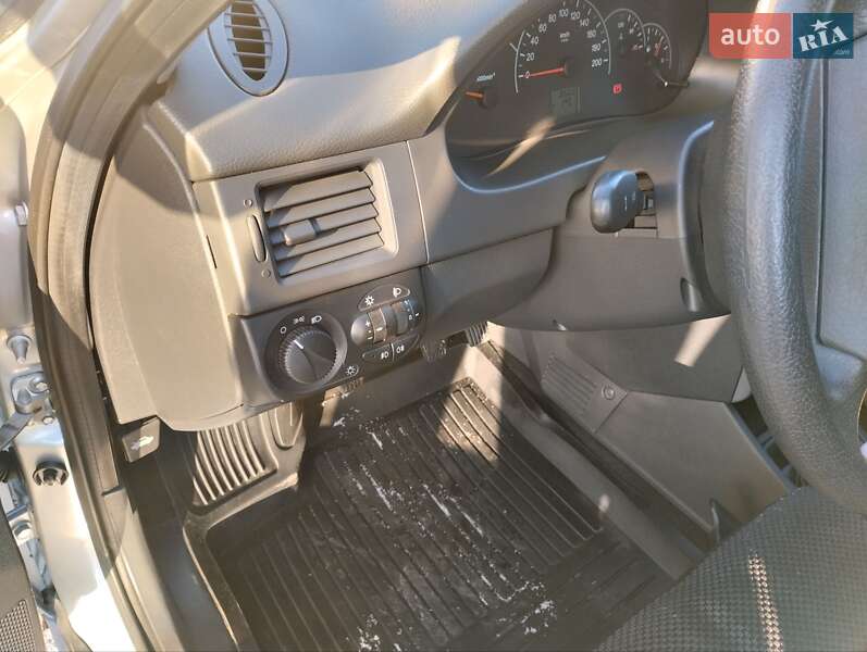 Седан ВАЗ / Lada 2170 Priora 2012 в Рівному