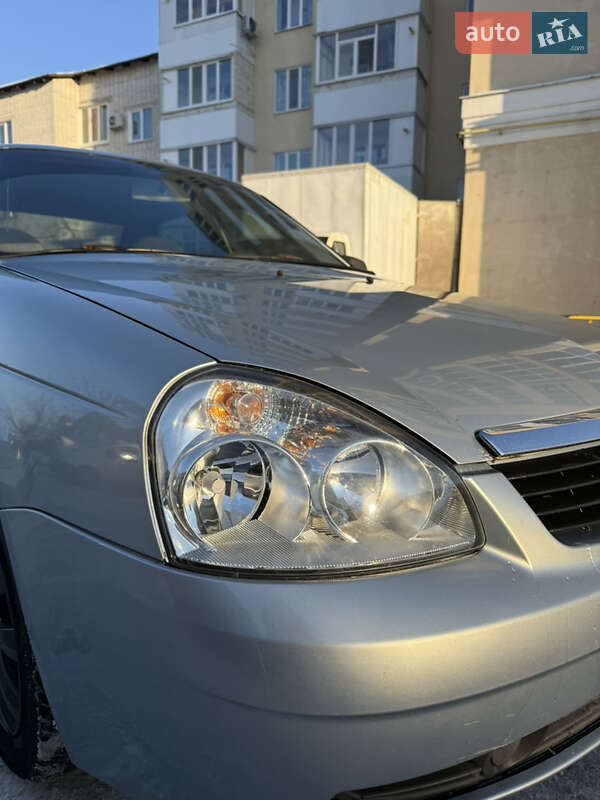 Седан ВАЗ / Lada 2170 Priora 2007 в Чернигове
